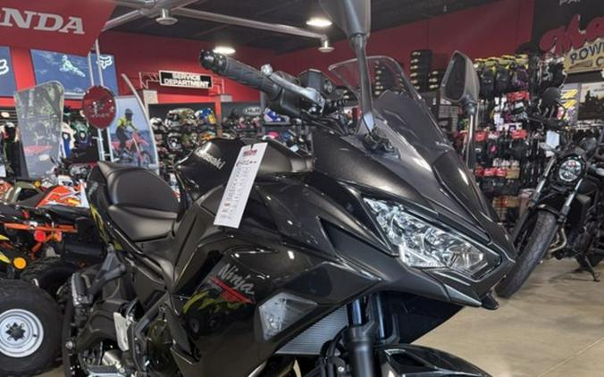 2026 Kawasaki Ninja® 650 Base