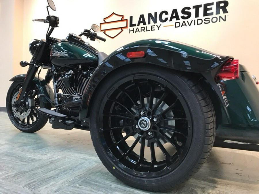 2024 Harley-Davidson Freewheeler Alpine Green / Vivid Black FLRT