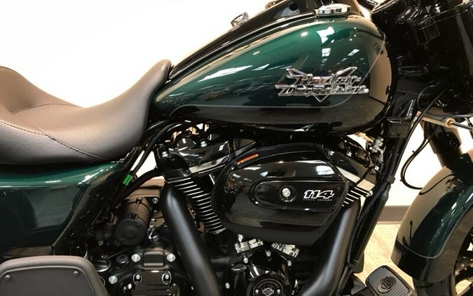 2024 Harley-Davidson Freewheeler Alpine Green / Vivid Black FLRT