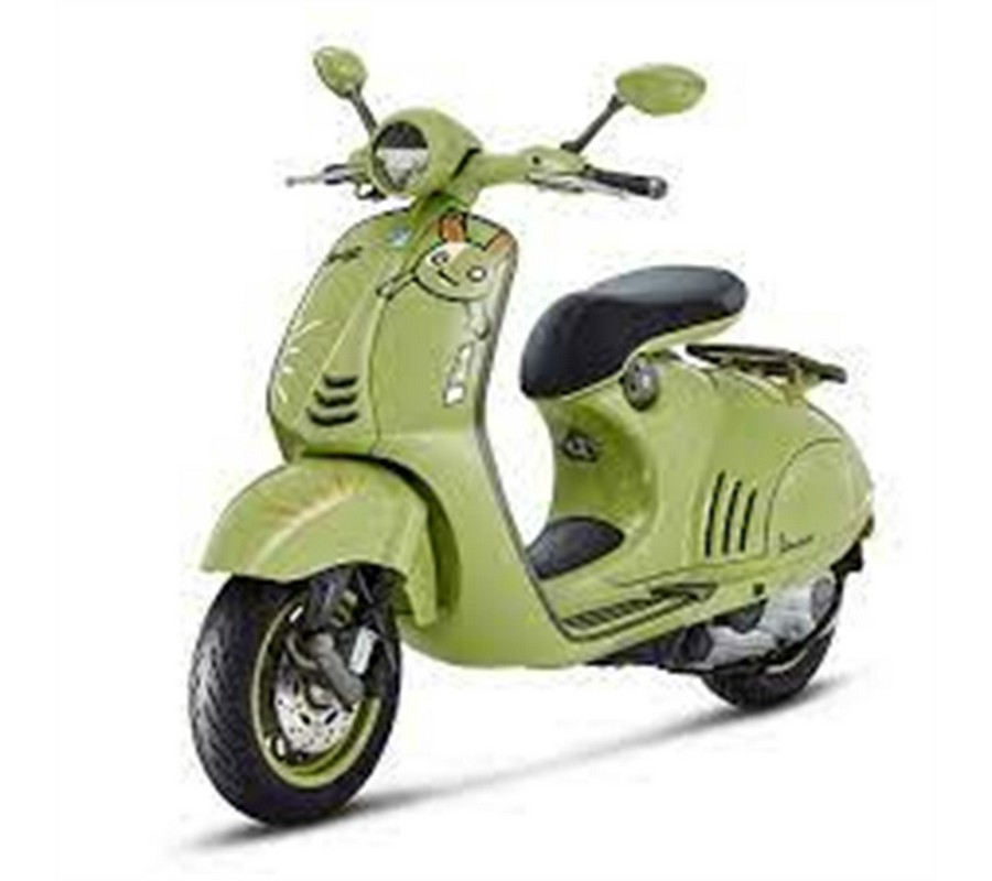 2023 Vespa 946 10 Anniversario 150