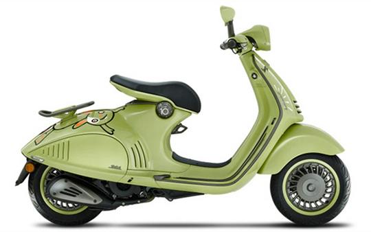 2023 Vespa 946 10 Anniversario 150