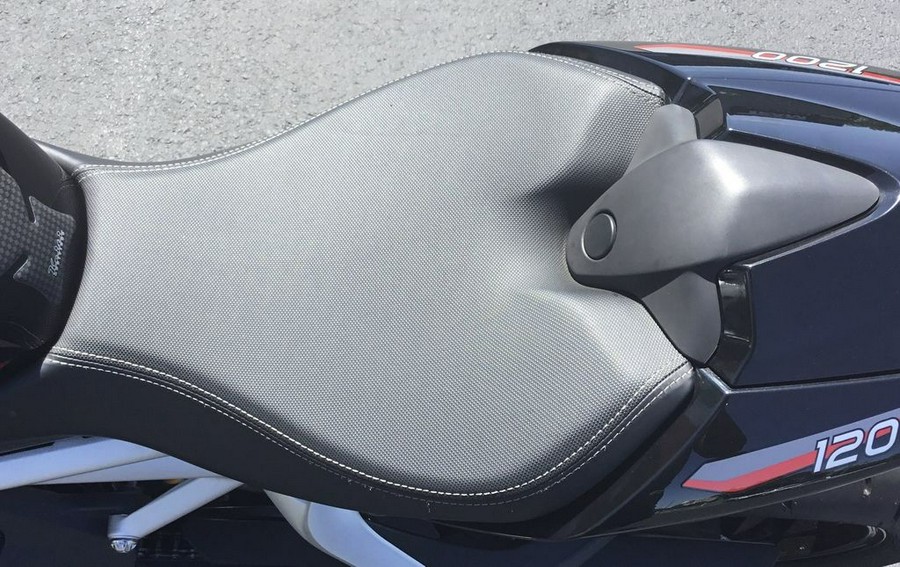 2022 Triumph Speed Triple 1200 RS Sapphire Black