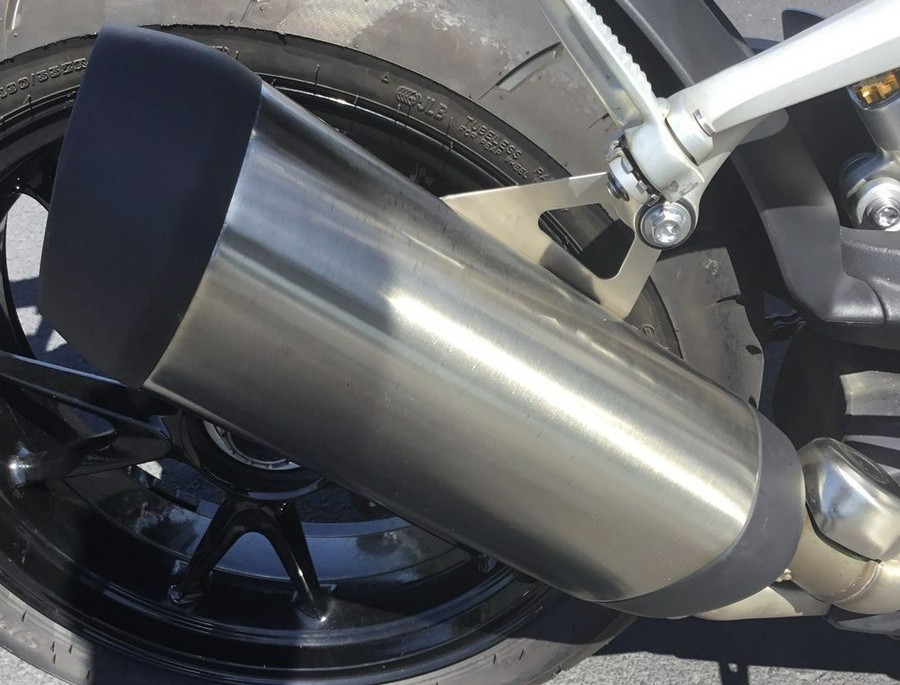 2022 Triumph Speed Triple 1200 RS Sapphire Black