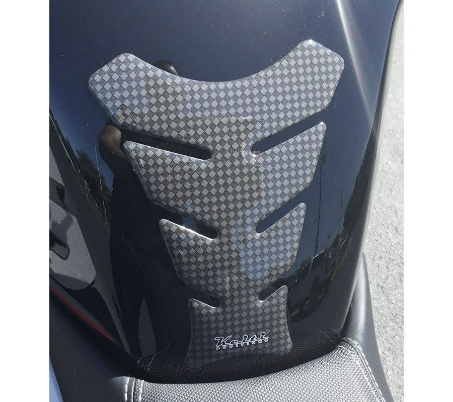 2022 Triumph Speed Triple 1200 RS Sapphire Black