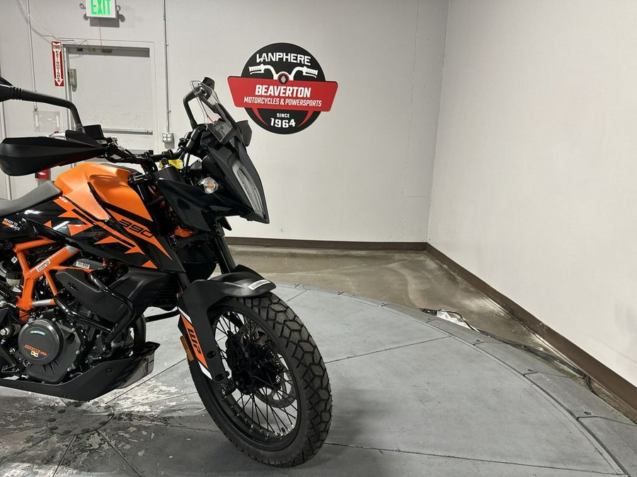 2024 KTM Adventure 390