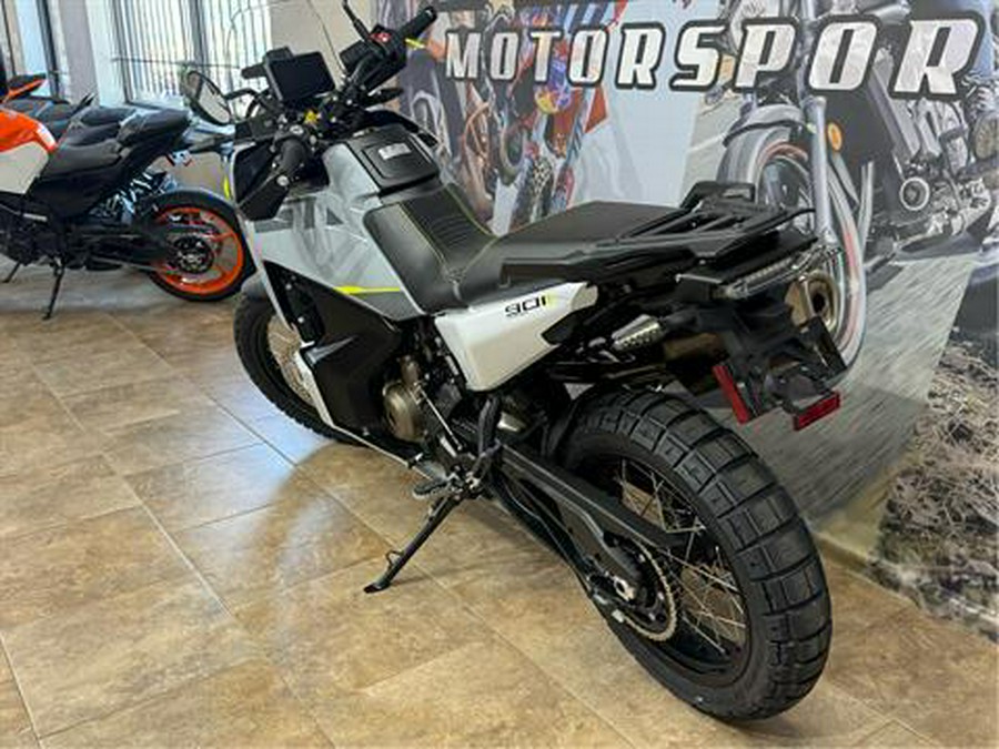 2025 Husqvarna Norden 901