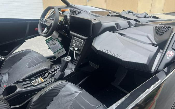 2026 Can-Am® Maverick X3 X rs Turbo RR Triple Black_4.5 in