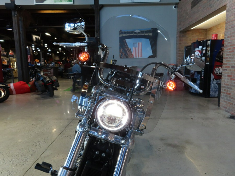 2020 Harley-Davidson® FXST Softail Standard®