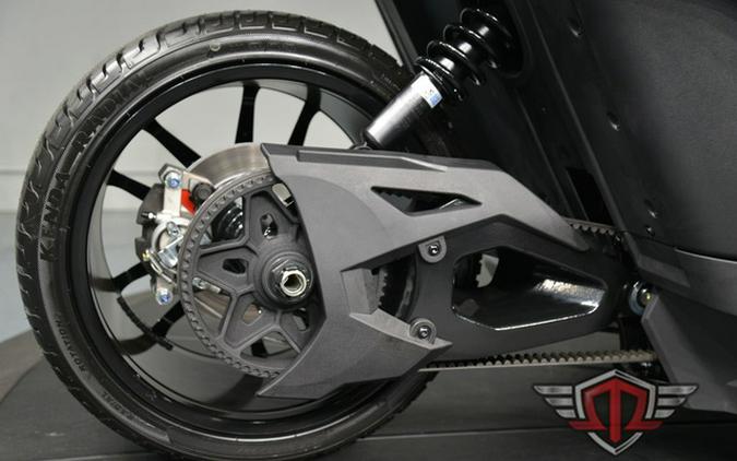 2025 Polaris Slingshot SLINGSHOT SLR Autodrive Graphite Gloss