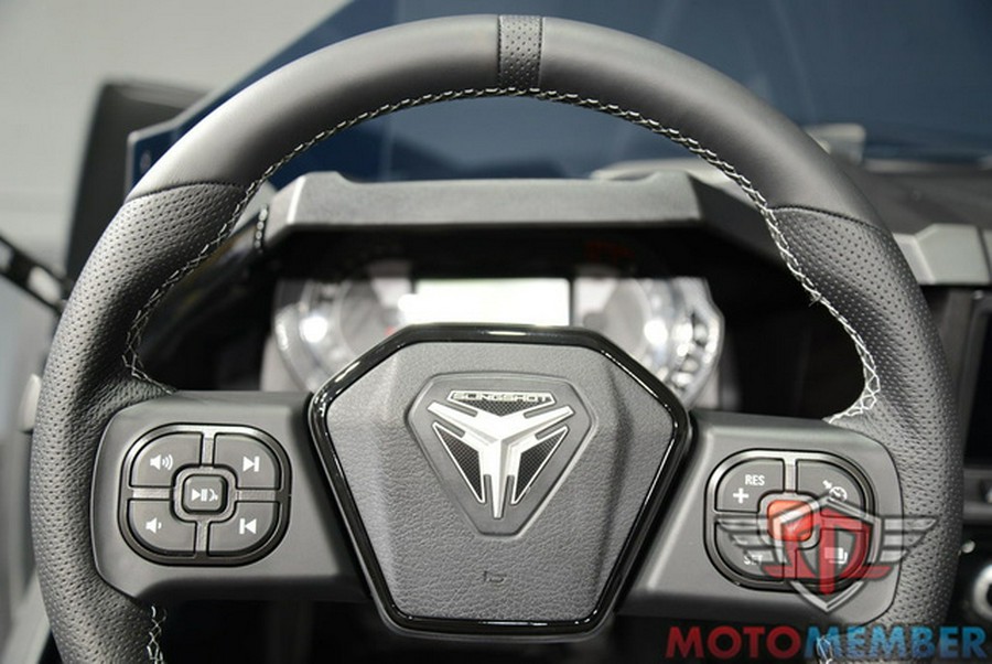 2025 Polaris Slingshot SLINGSHOT SLR Autodrive Graphite Gloss