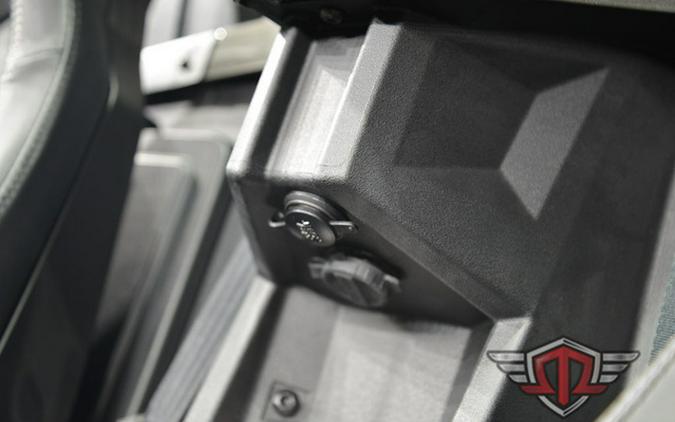 2025 Polaris Slingshot SLINGSHOT SLR Autodrive Graphite Gloss