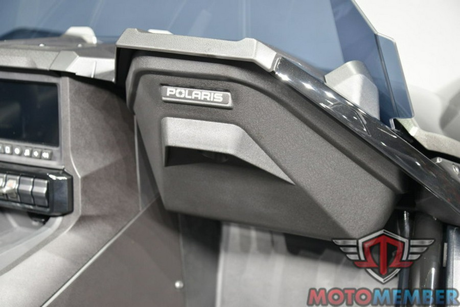 2025 Polaris Slingshot SLINGSHOT SLR Autodrive Graphite Gloss