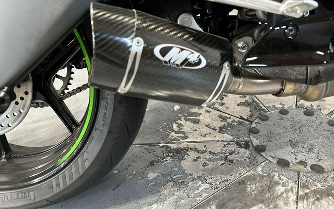 2025 Kawasaki Ninja® ZX™-6R Base