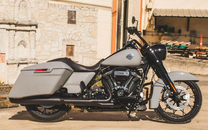 2024 Harley-Davidson® FLHRXS - Road King® Special