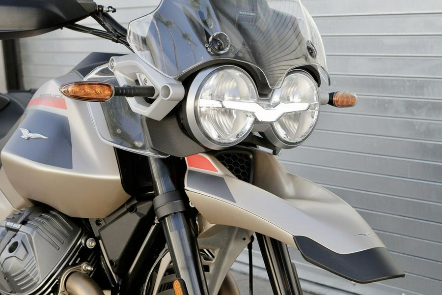 2025 Moto Guzzi V85 TT Travel