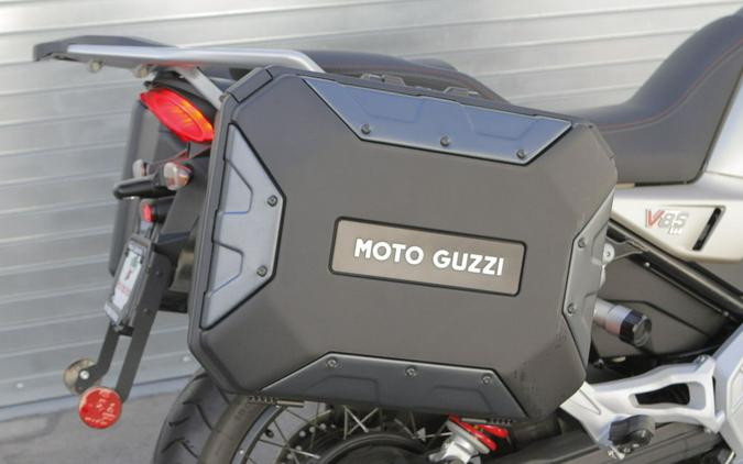 2025 Moto Guzzi V85 TT Travel