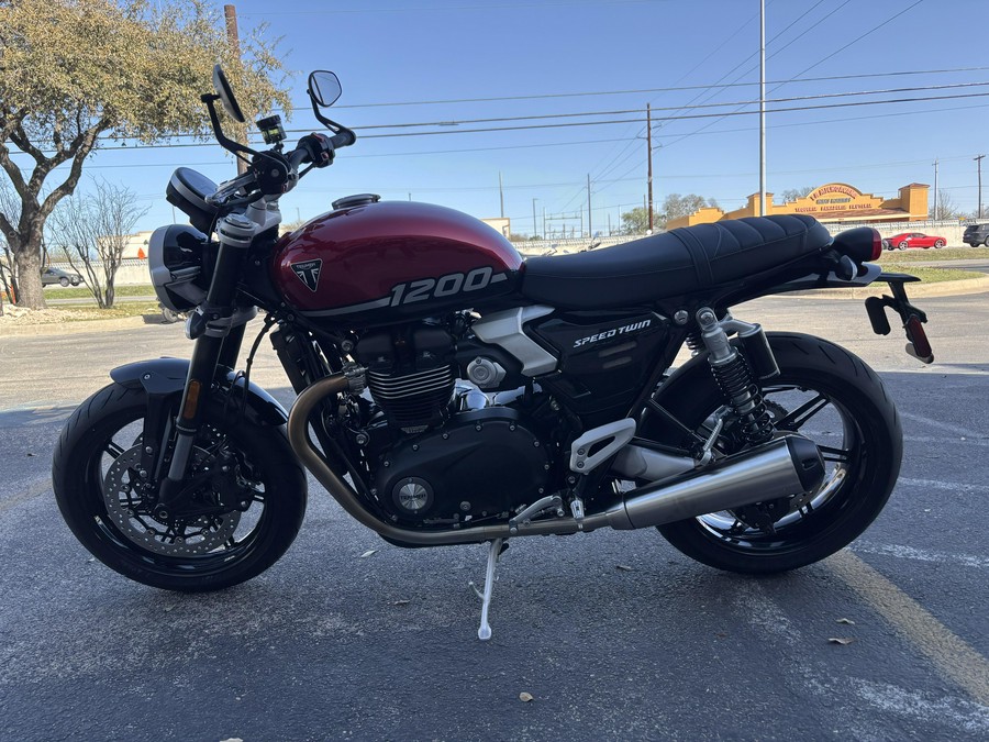 2025 Triumph Speed Twin 1200