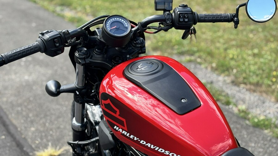 RH975 2022 Nightster™