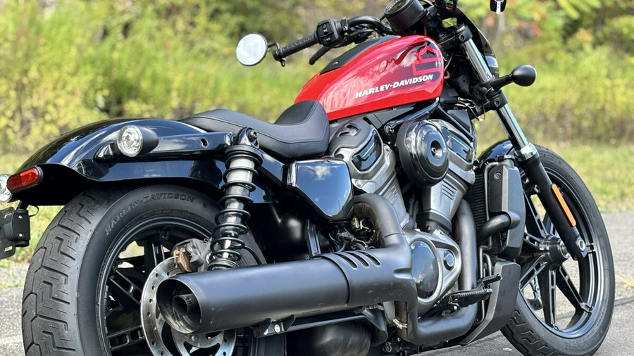 RH975 2022 Nightster™