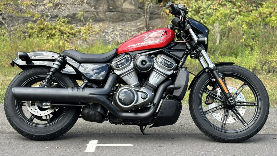 RH975 2022 Nightster™