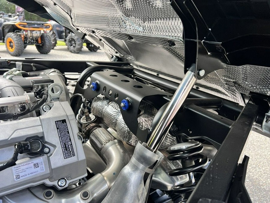 2025 Polaris Ranger XD 1500 Northstar Ultimate Polaris Pursuit