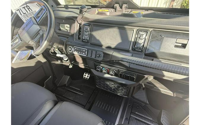 2026 Can-Am DEFENDER MAX XT HD11