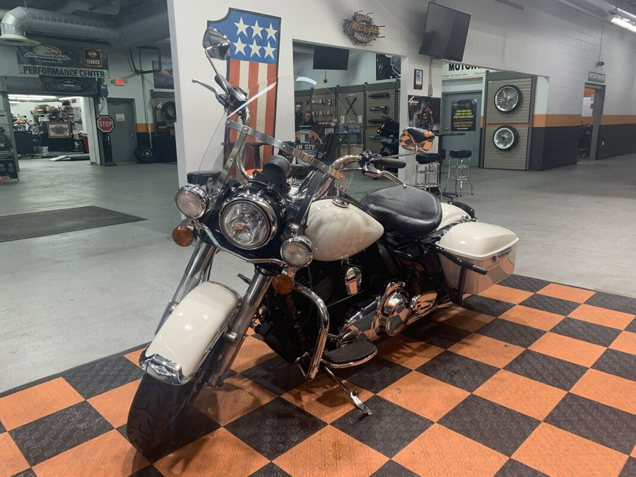 USED 2015 HARLEY-DAVIDSON POLICE ROAD KING FLHP FOR SALE NEAR LAKEVILLE, MN
