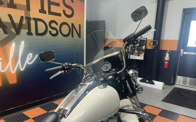 USED 2015 HARLEY-DAVIDSON POLICE ROAD KING FLHP FOR SALE NEAR LAKEVILLE, MN