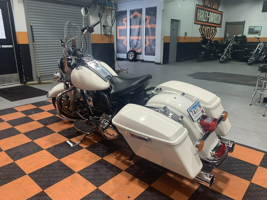 USED 2015 HARLEY-DAVIDSON POLICE ROAD KING FLHP FOR SALE NEAR LAKEVILLE, MN