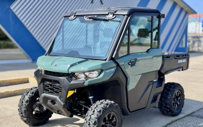 2026 Can-Am Defender DPS CAB