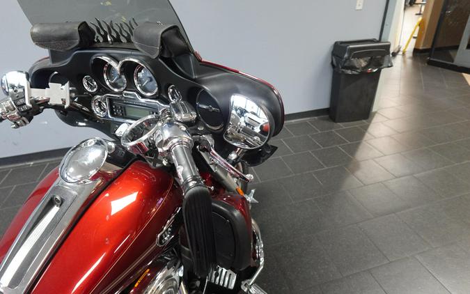 2017 Harley-Davidson Tri Glide Ultra FLHTCUTG