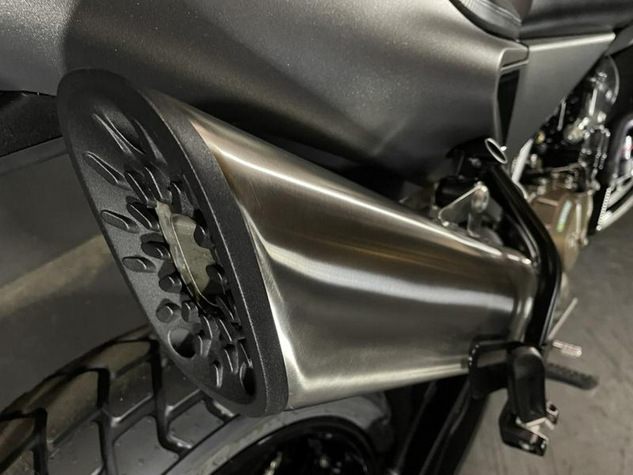 2025 Husqvarna® Svartpilen 801