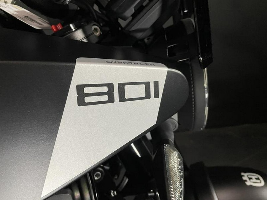 2025 Husqvarna® Svartpilen 801