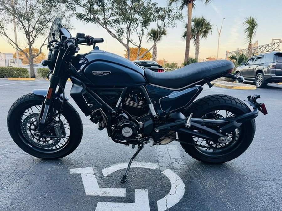 2024 Ducati Scrambler Nightshift (2G) Blue