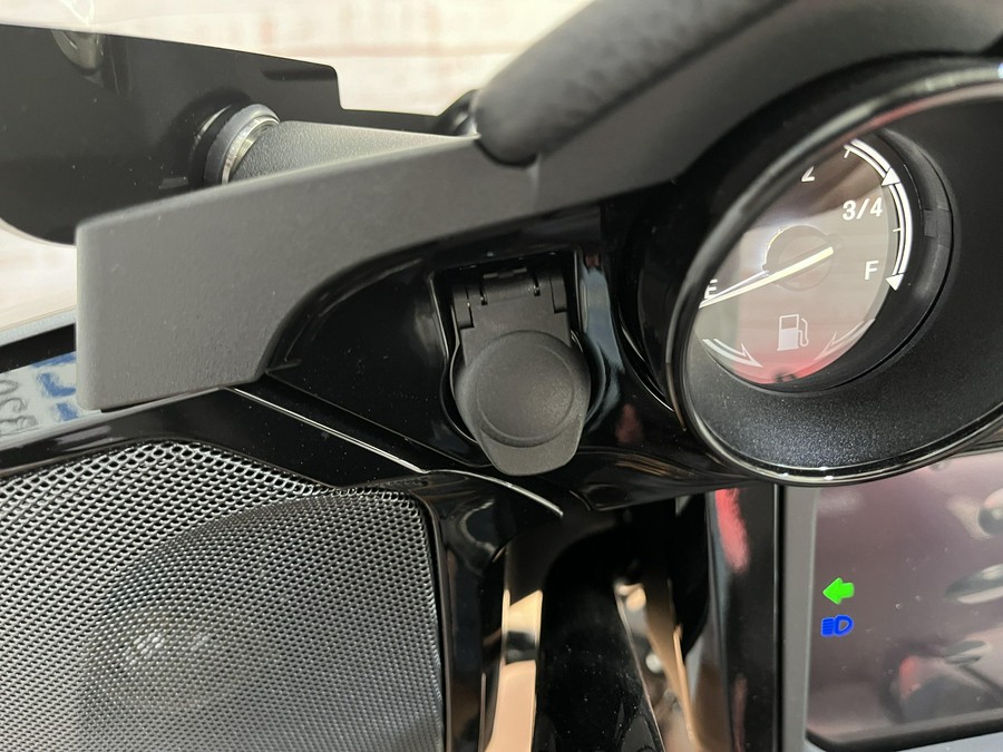 2025 BMW R 1800 BAGGER
