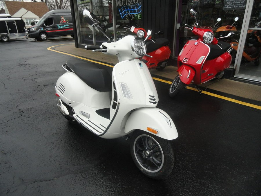 2023 Vespa GTS Super 300