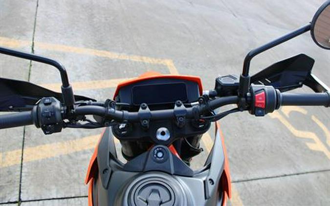 2025 KTM 390 Enduro R