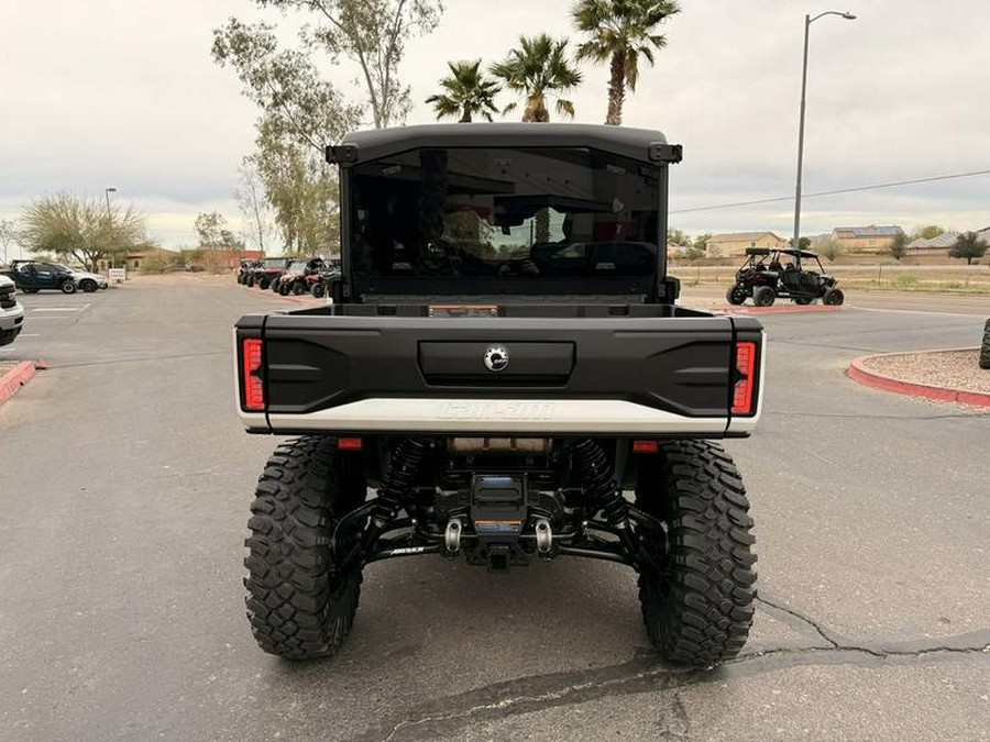 2026 Can-Am® Defender MAX Limited HD11