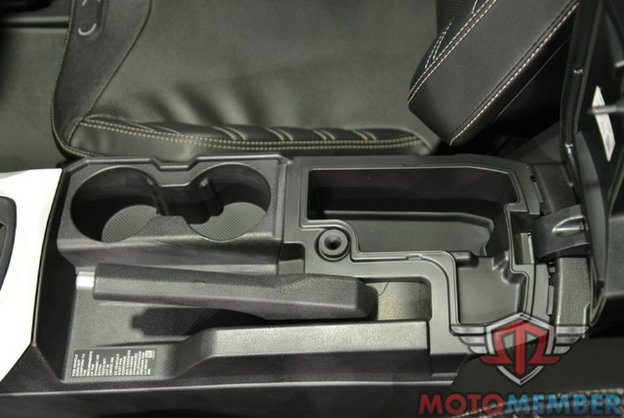 2024 Polaris Slingshot SLINGSHOT R Autodrive Purple Lightning