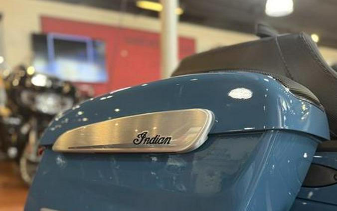 2026 Indian Motorcycle® Challenger® Limited 112 w/PowerBand Audio Storm Blue with Black Metallic