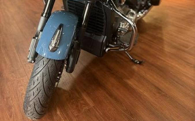 2026 Indian Motorcycle® Challenger® Limited 112 w/PowerBand Audio Storm Blue with Black Metallic