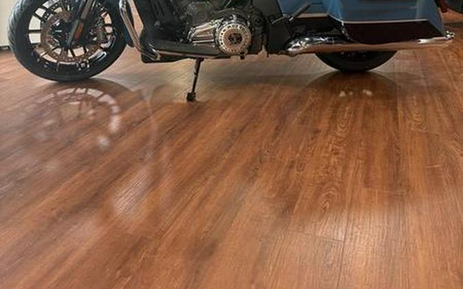 2026 Indian Motorcycle® Challenger® Limited 112 w/PowerBand Audio Storm Blue with Black Metallic