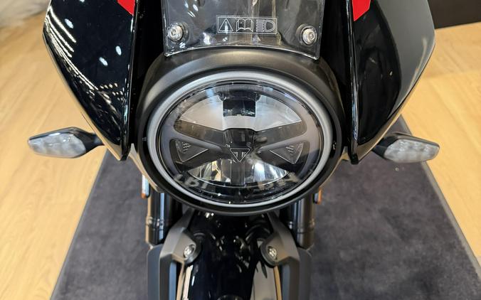 2026 Triumph Thruxton 400