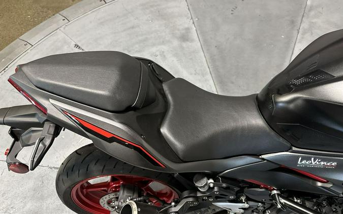 2025 Kawasaki Z500 SE ABS