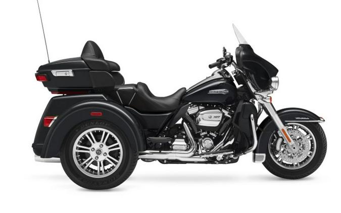 2018 Harley-Davidson® Tri Glide® Ultra B- FLHTCUTG