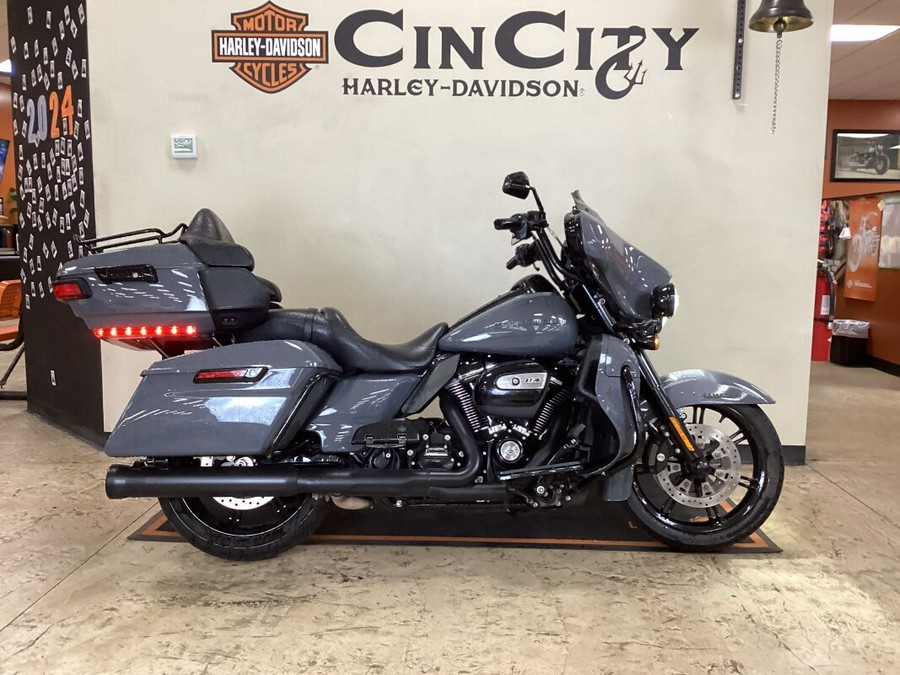 2022 Harley-Davidson Ultra Limited Gunship Gray