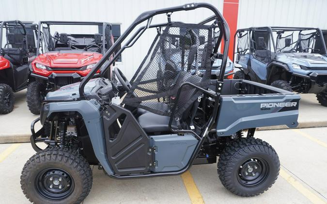 2025 Honda PIONEER 520