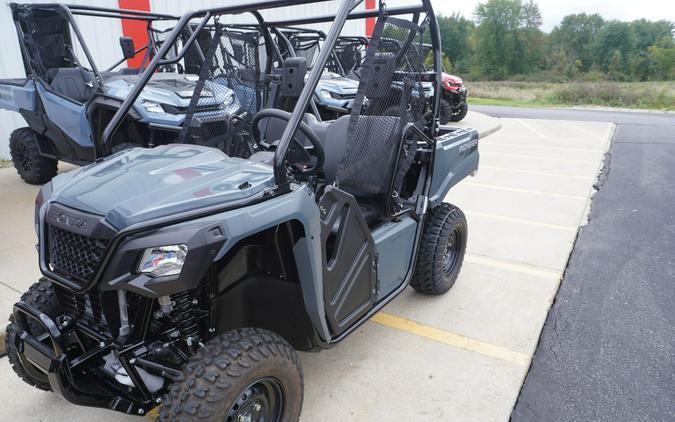 2025 Honda PIONEER 520