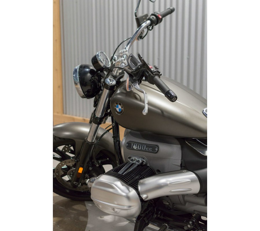 2022 BMW R 18 Manhattan Metallic Matte