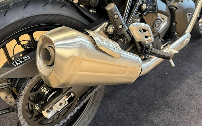 2026 Triumph Thruxton 400